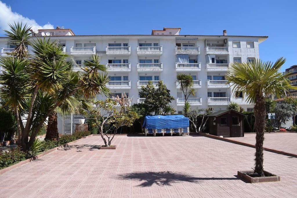 Alegre Apto Con Piscina, A 300M De La Playa. Blanes Kültér fotó